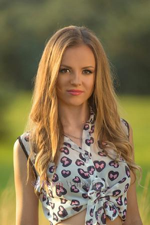 173967 - Viktoriya Age: 27 - Ukraine