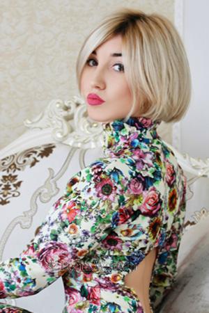 176135 - Alina Age: 28 - Ukraine