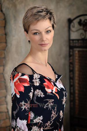 176171 - Yulia Age: 50 - Ukraine