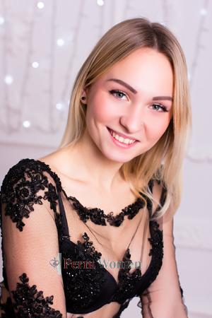 179578 - Anastasiya Age: 26 - Ukraine