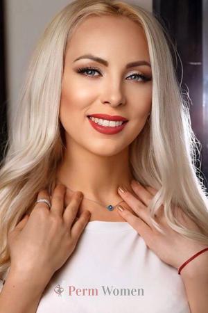 186470 - Elena Age: 42 - Ukraine