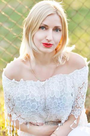 187868 - Elena Age: 46 - Ukraine