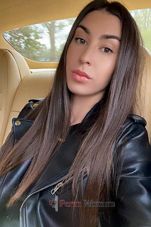 203095 - Anastasiia Age: 29 - Netherlands