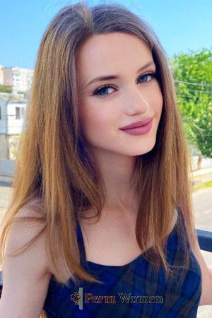 204336 - Alina Age: 18 - Ukraine