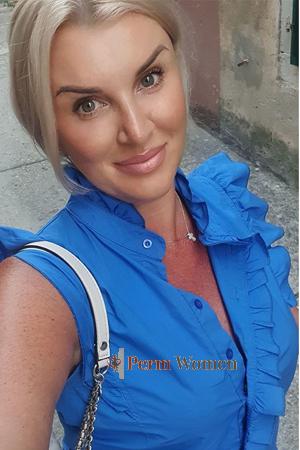 209941 - Elena Age: 43 - Germany