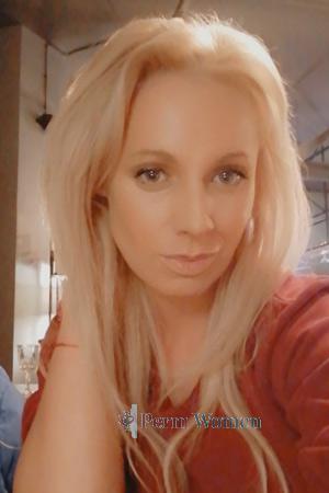 210764 - Ksenia Age: 38 - Russia