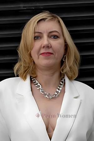 215841 - Svetlana Age: 53 - Russia