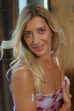 220192 - Olga Age: 33 - Ukraine