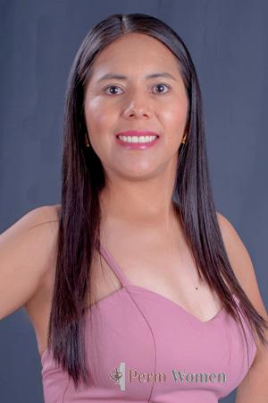 223585 - Flora Age: 37 - Bolivia