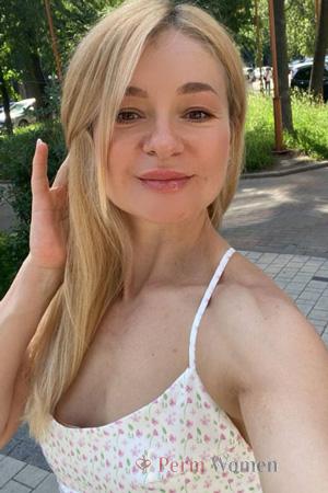 224224 - Valentina Age: 46 - Ukraine