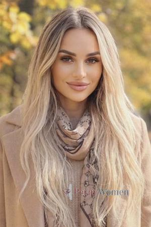 226128 - Christina Age: 35 - Ukraine